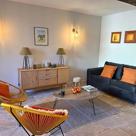 Πανσιόν Chateau De Campanes