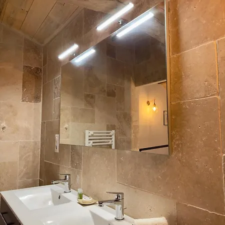 Pensión Château De Campanes