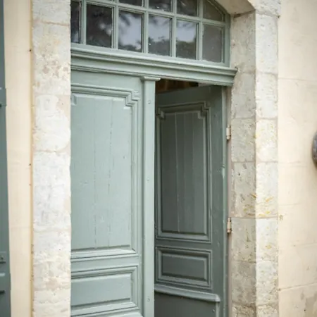Pensión Château De Campanes